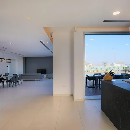 Seaview Luxury *