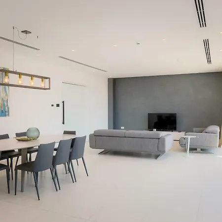 Seaview Luxury