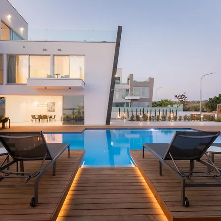 Seaview Luxury Willa *