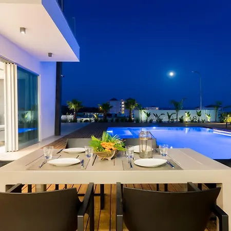 Seaview Luxury * Ajia Napa