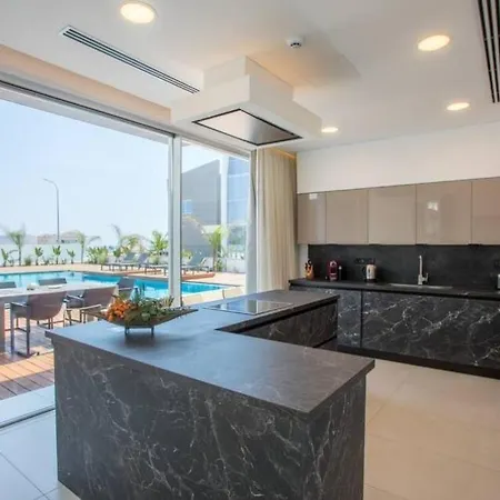 Seaview Luxury