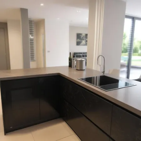 Seaview Luxury * アヤナパ