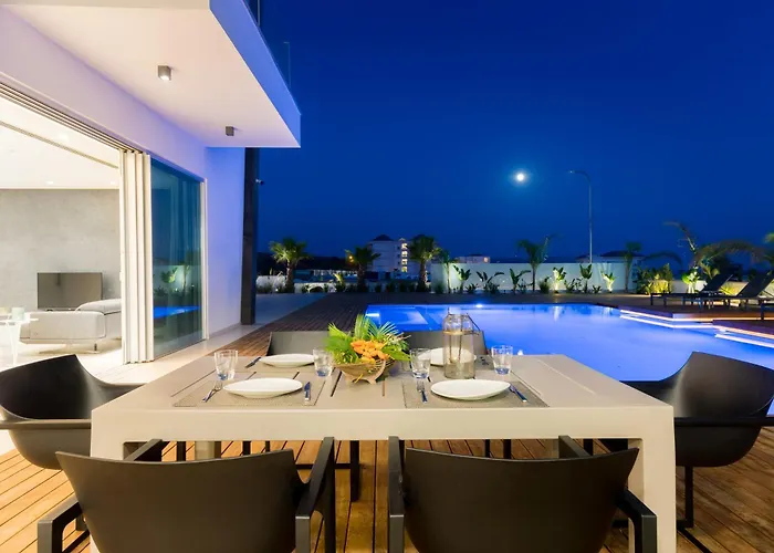 Seaview Luxury * أيا نابا