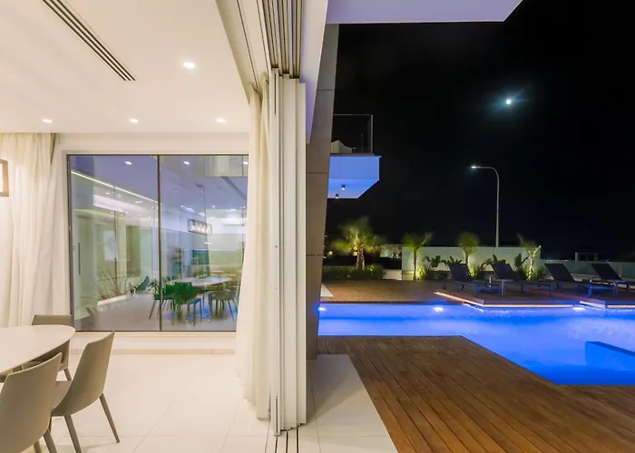 Seaview Luxury Ayia Napa