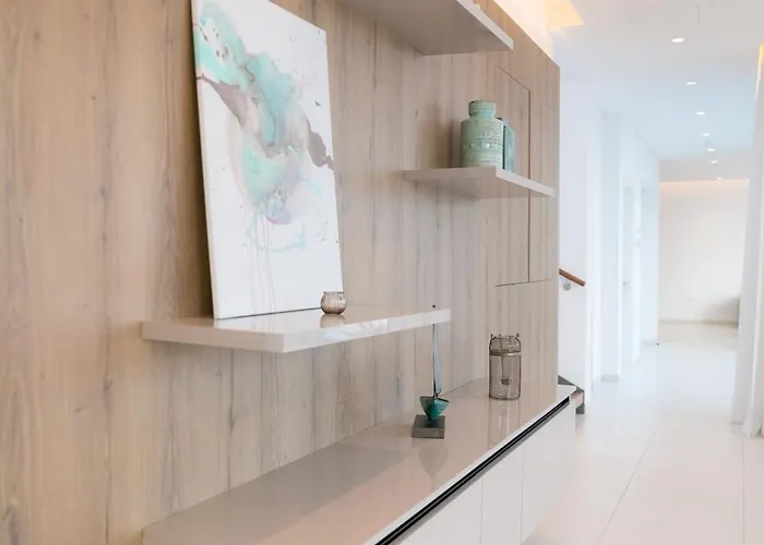 Seaview Luxury * أيا نابا