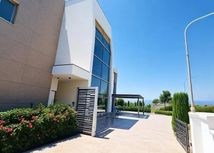 Seaview Luxury Vila Ayia Napa